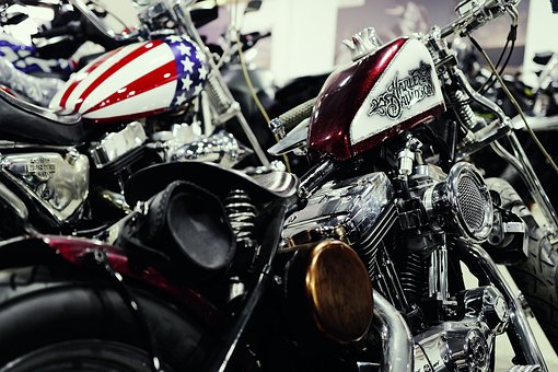 Harly-Davidson, Kostume Cykel