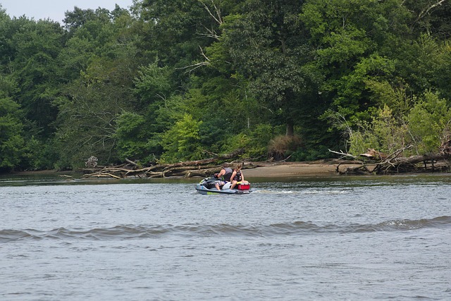 Free River Boat Ride photo and picture