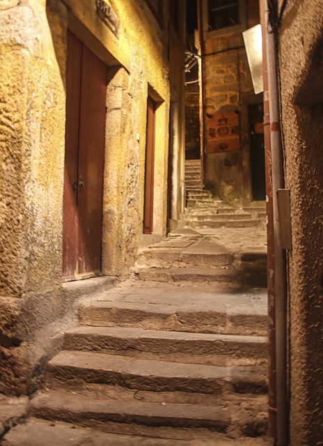 Free Stairs Alley photo and picture