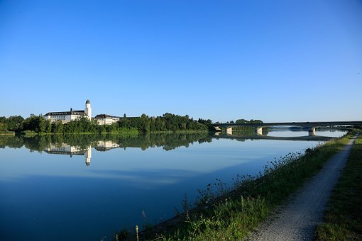 Free Inn Suben photo and picture
