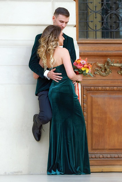 couple, lovers, hug, building, happiness, event, bridesmaid, lifestyle, urban, wedding