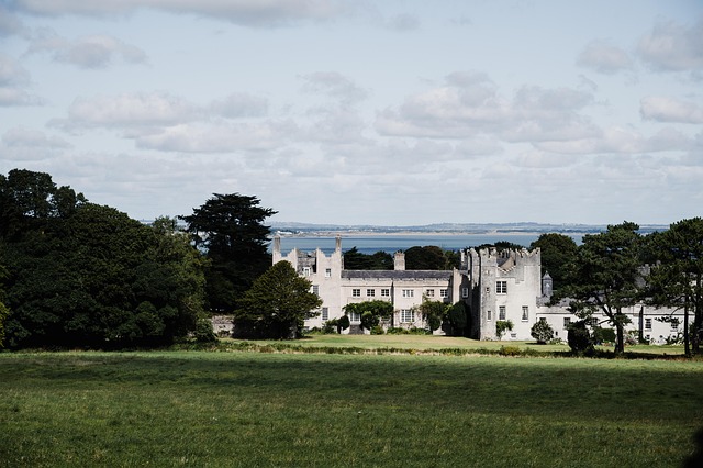 Free Howth Castle photo and picture