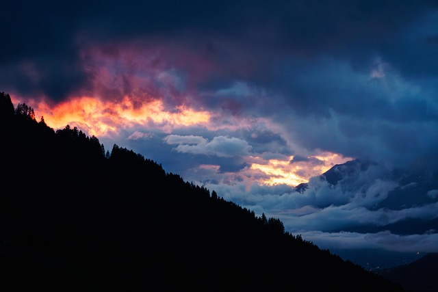 Alperne, Solnedgang, Rød, Himmel