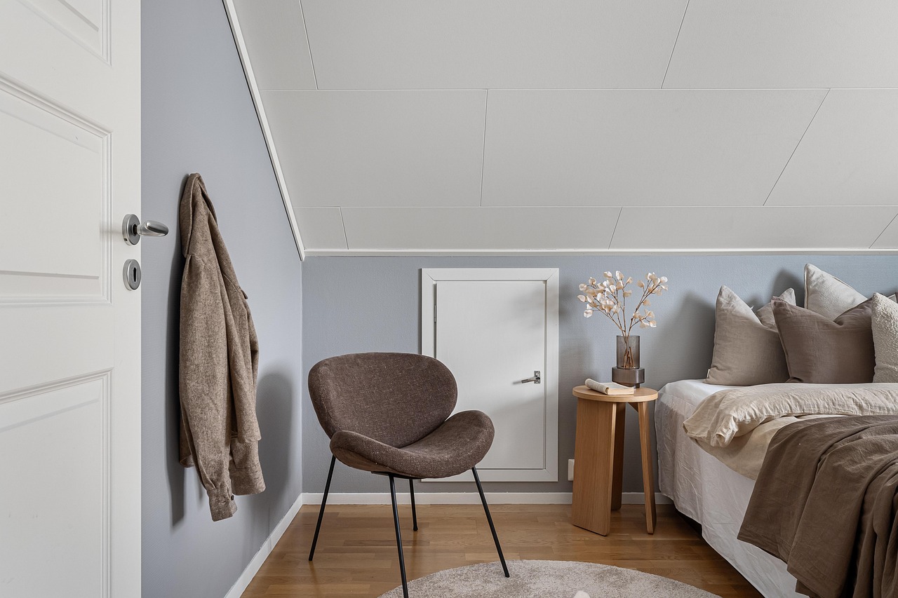 Free Real Estate Bed photo and picture