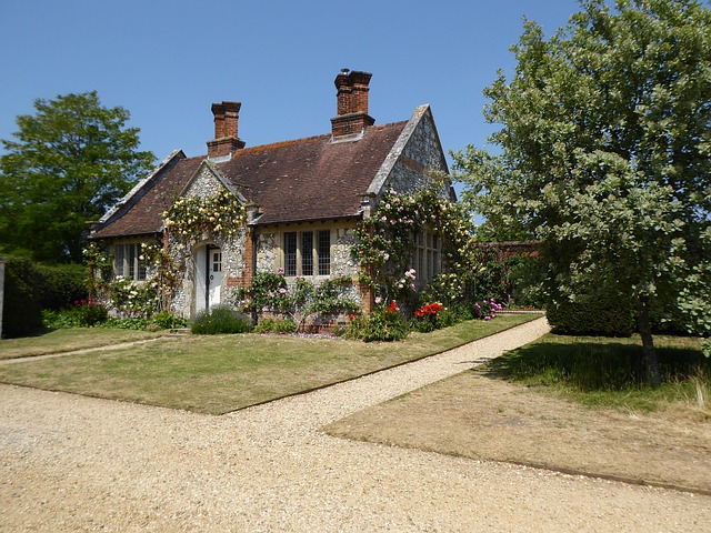 Free Cottage Garden photo and picture