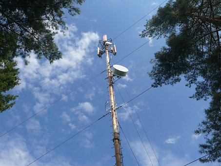 Antenne, Telekommunikation, Pol
