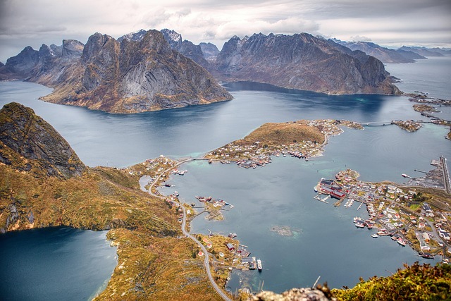 Free Hamnoy Lofoten photo and picture