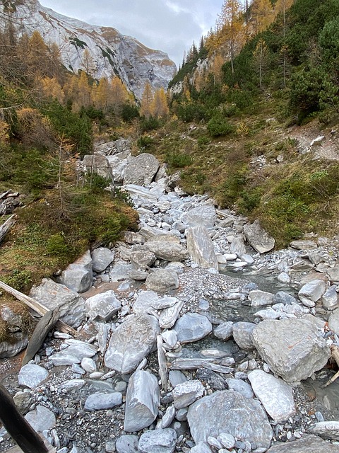 Tamina, Desfiladeiro, Ribeiro, Pedra