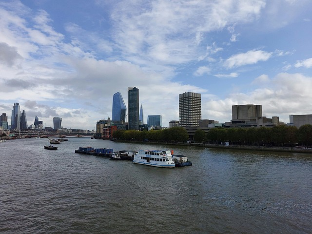Barco, Agua, Cidade