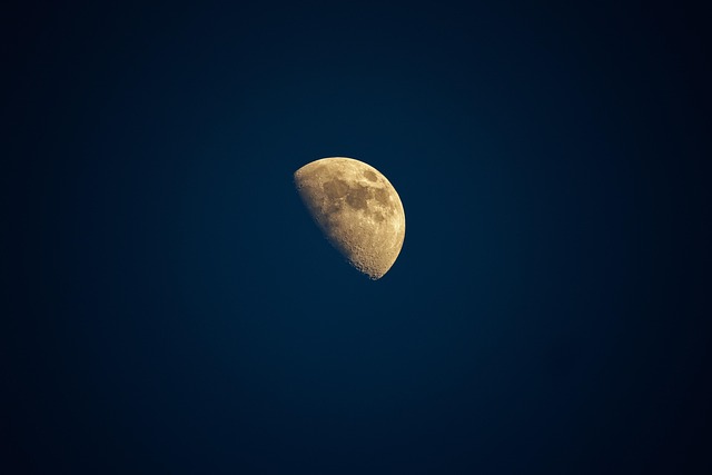Lua, Noite, Céu, Meia-Lua, Luar, Lunar