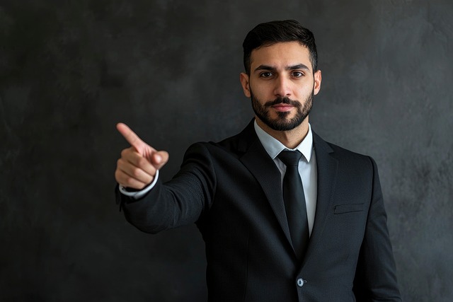 Ai Genereret, Business Mand, Peger