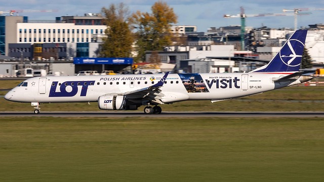 Free Embraer Plz Flight photo and picture