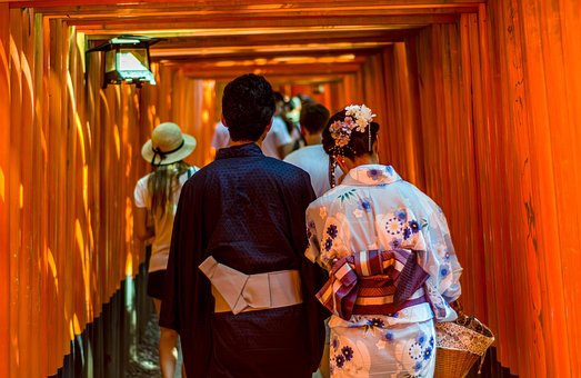 Free Couples Torii photo and picture