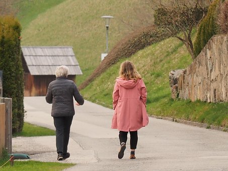 Conversaţie, Femei, Comunitate