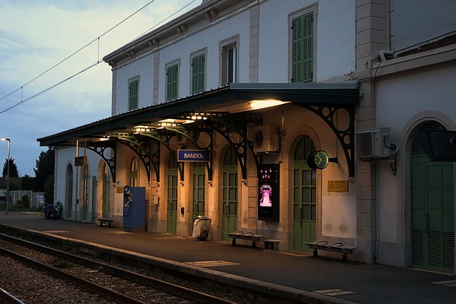 Bahnhof, Zug, Eisenbahn, Transport
