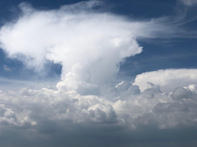Free Natural Cloud photo and picture