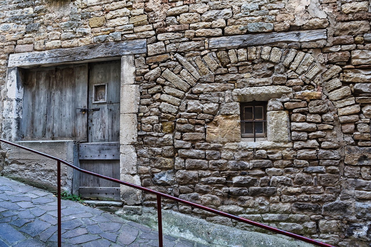 Building - free online jigsaw puzzle photo