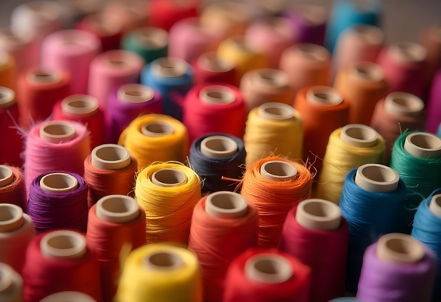 Free threads bobbins handicraft illustration