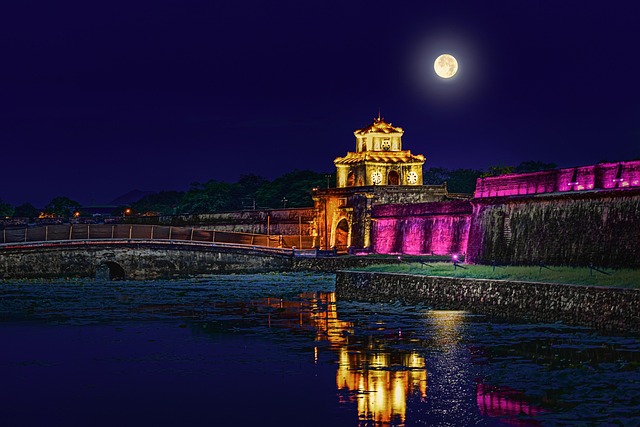 Free Moon Lake photo and picture