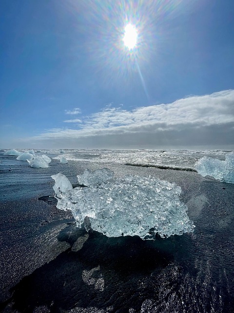 Free Diamond Beach Iceland photo and picture