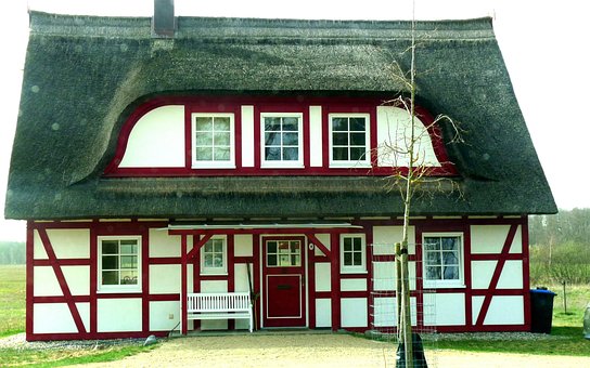 Free Building House photo and picture