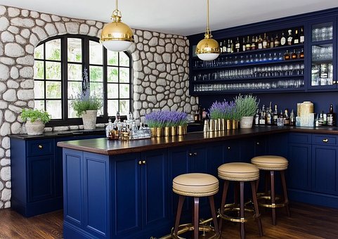Free Elegant Bar Cocktails illustration and picture