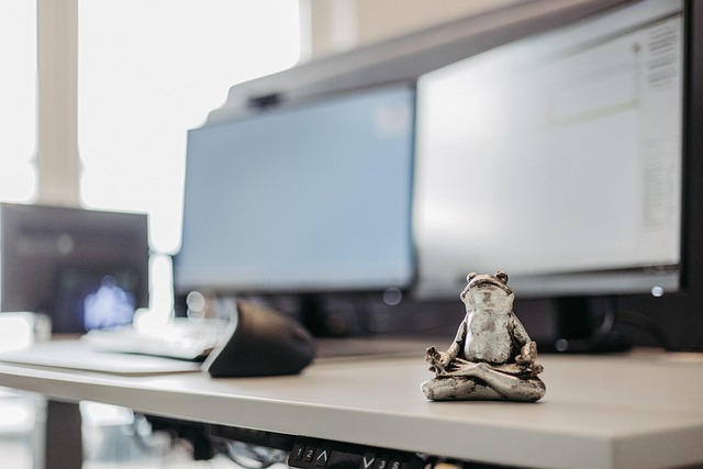 Free Business Office photo and picture