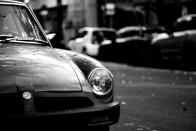 Free Vehicle Porsche photo and picture