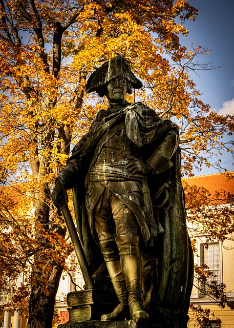 Free Statue Fall photo and picture