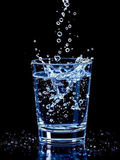 Free glass water fresh illustration