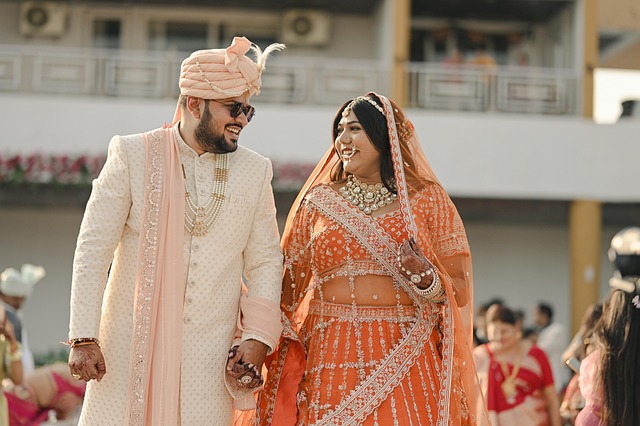 Free Wedding Couple photo and picture