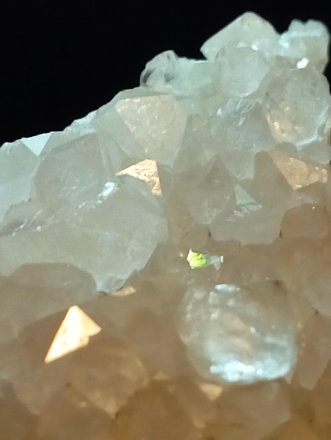 Free Quartz Crystal photo and picture