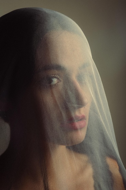 Free Woman Mysterious photo and picture