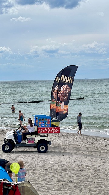 Strand, Ahrenshoop, Flerfarvet, Bølger