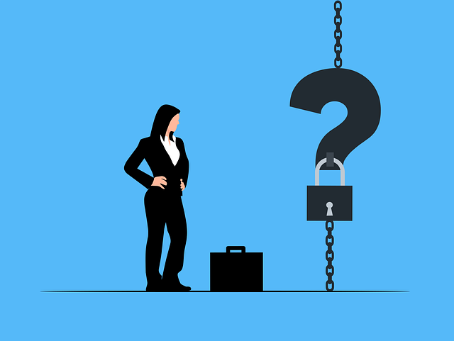 Free businesswoman decision making career vector