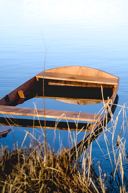 Båt, Innsjø, Vann, Elvebredden, Fiskebåt