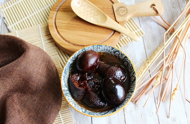 Free Sweet Sour Egg Brown Sugar Egg photo and picture