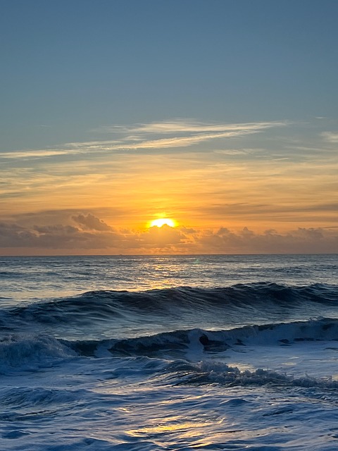 Free Waves Sunrise photo and picture