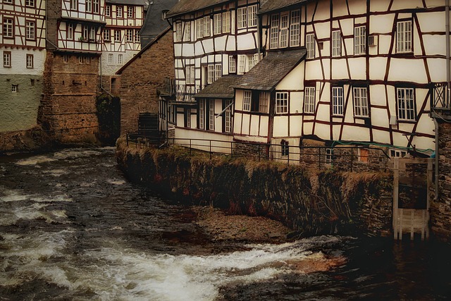Free City River photo and picture