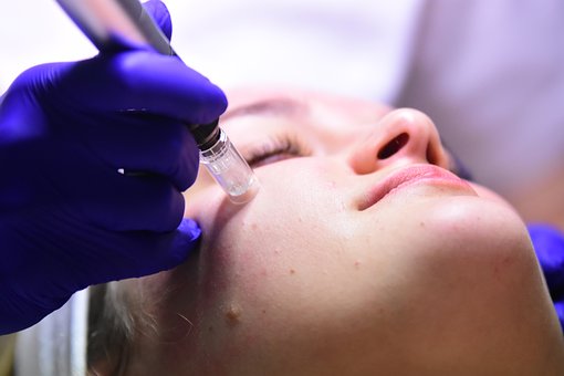 Tratamento Cosmético, Microdermoabrasão