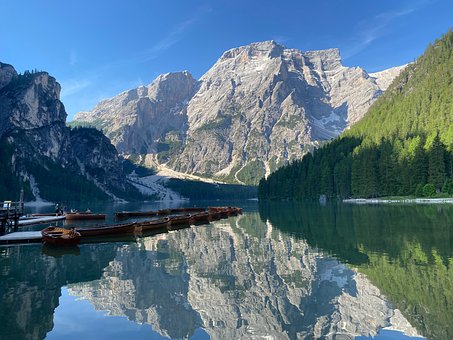 Free Italy Lake photo and picture