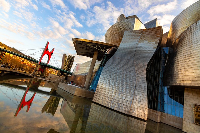 Free Guggenheim Museum photo and picture