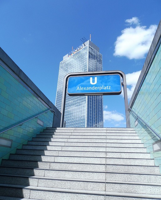 Undergrundsbane, Station, Transportere