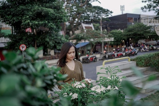Free Asian Woman photo and picture
