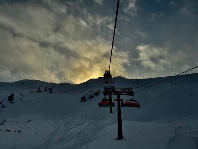Free Winter Cable Car photo and picture