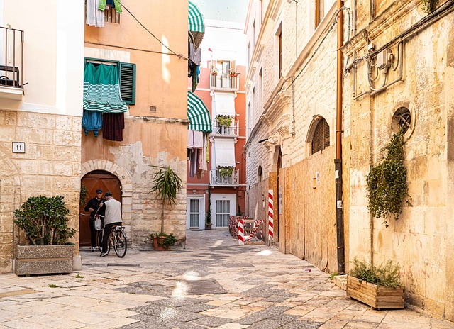 Bari, Ulice, Barva, Itálie