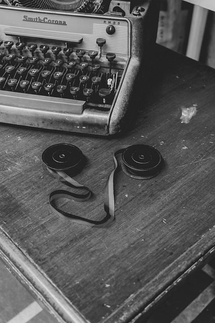 Free Typewriter Vintage photo and picture