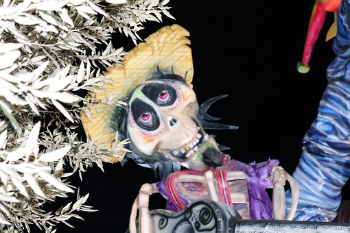 Free Carnival Statue photo and picture