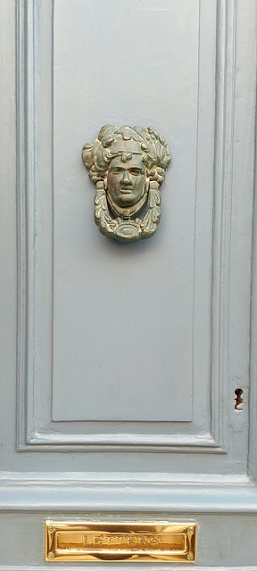 Free Door Knocker photo and picture