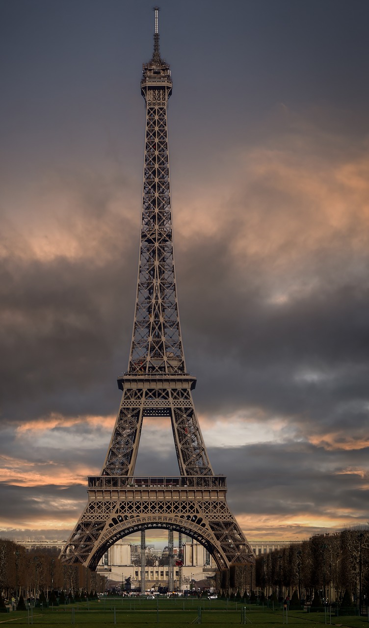 torre-eiffel-paris-fran-a-imagens-gr-tis-no-pixabay